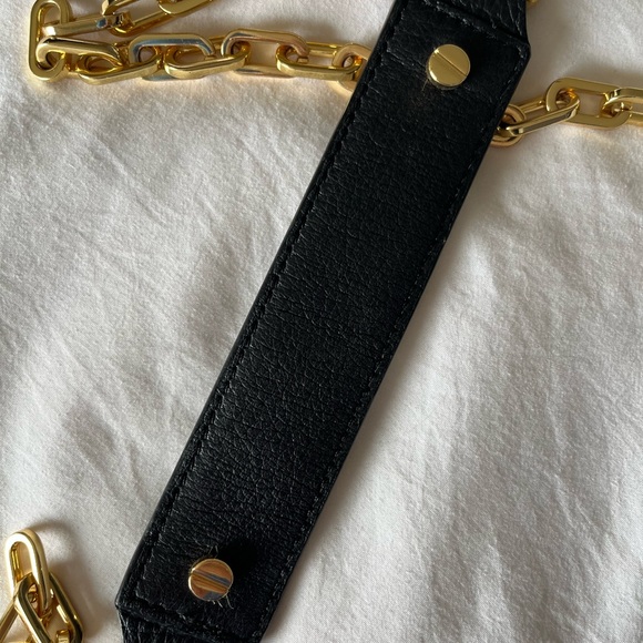 Tory Burch Clutch-Versatile worn 3 different way - Picture 5 of 10